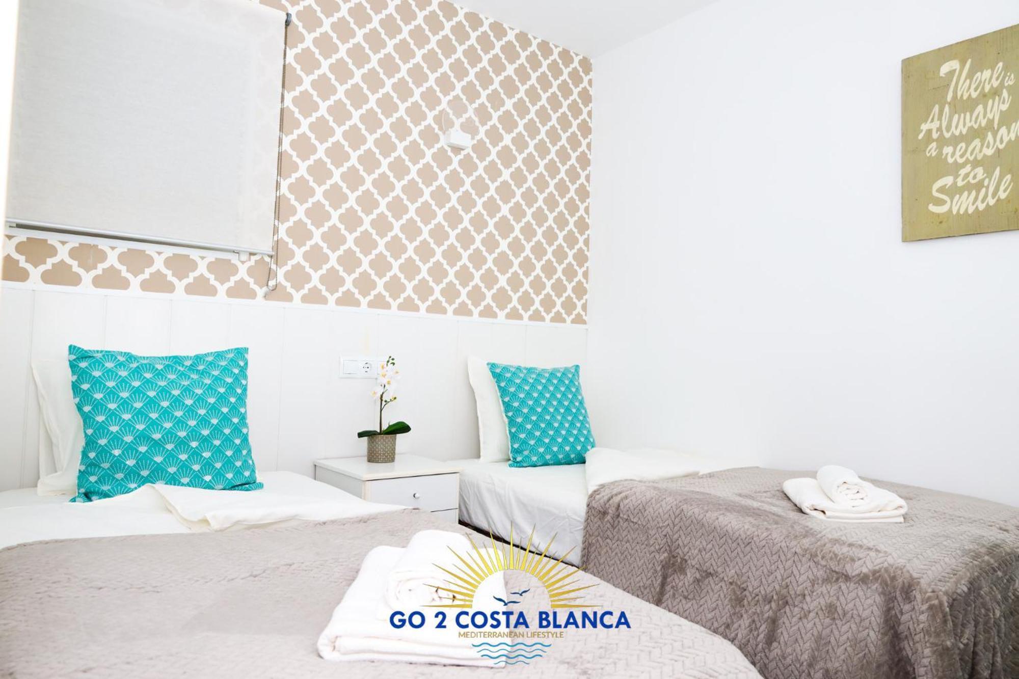 Suite On The Beach Benidorm Ngoại thất bức ảnh